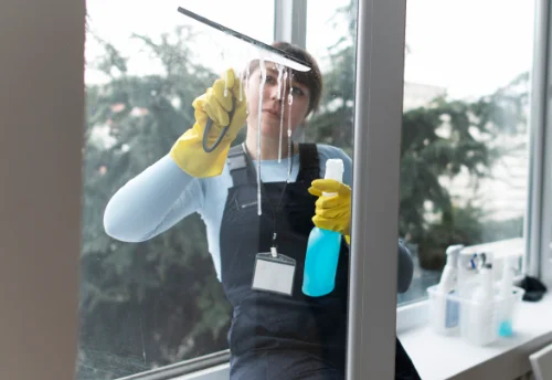 Nettoyage de vitres intérieures et extérieures au Vésinet